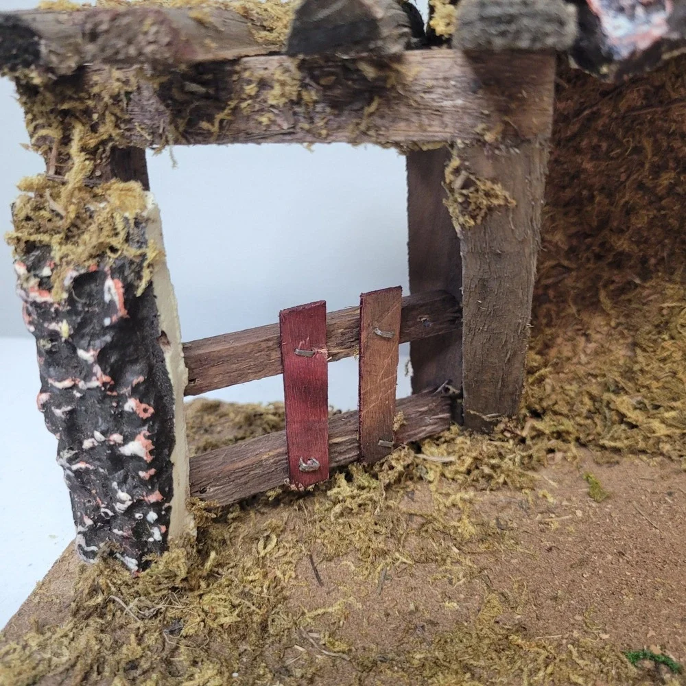 Ceramic Nativity‎ Wooden Moss Manger Religious Scene Handmade Vintage Mixed Race